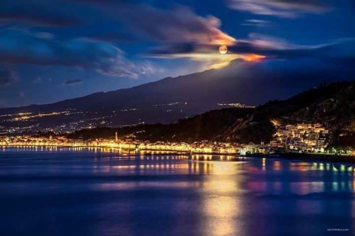 Taormina Castle And Sea View公寓 外观 照片